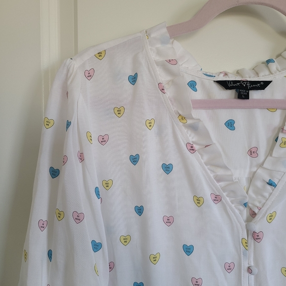 White Conversation Hearts Valentine Ruffle Short Sleeve Blouse Large - Picture 2 of 8